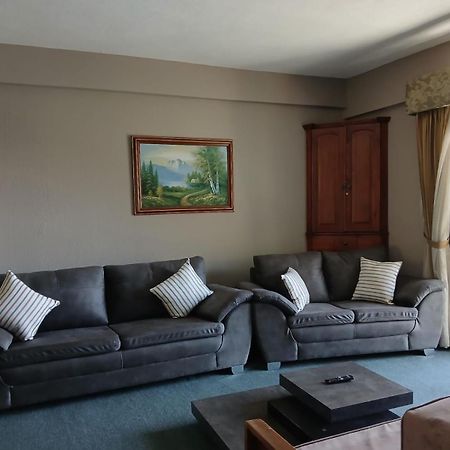 Sky view Atitlán lake suites ,una inmejorable vista apto privado dentro del lujoso hotel Panajachel Exterior foto